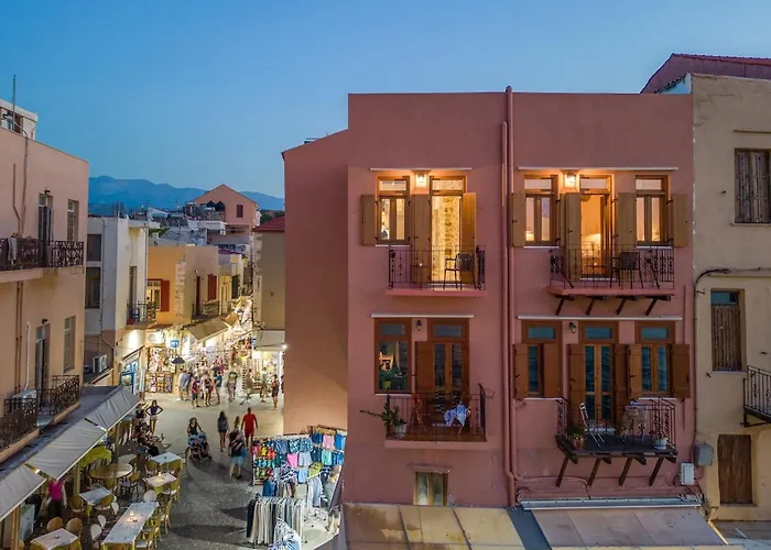 Leo 2 Bdr Overlooking The Harbor